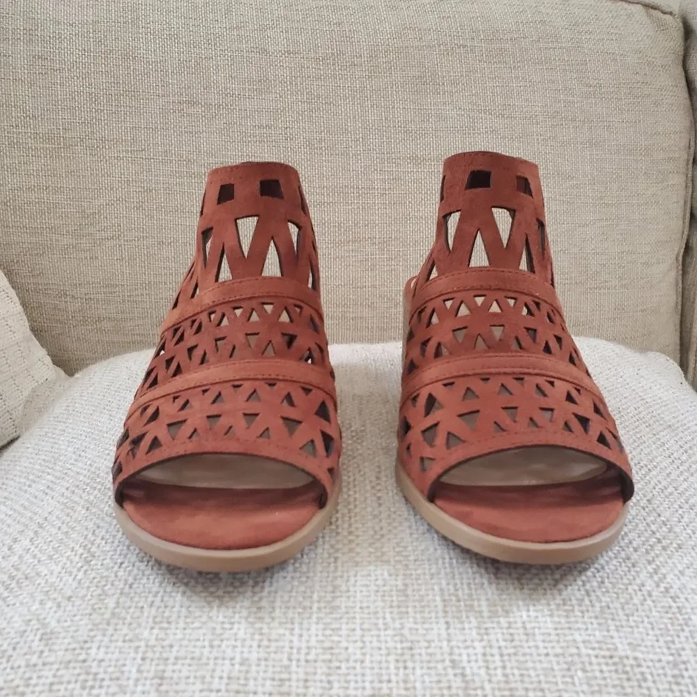 American Eagle Block Sandals Size 6.5 - Picture 4 of 15